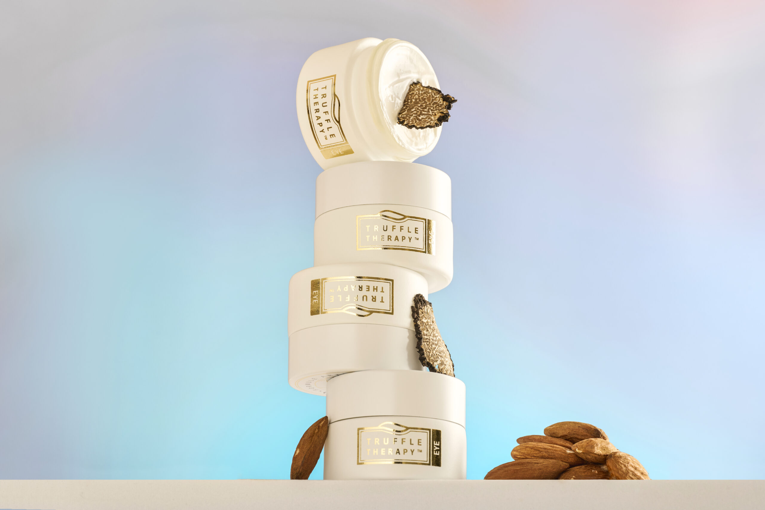 Truffle Therapy Feszesítő Szemkörnyékápoló termékkép – SKINCO14074 scaled