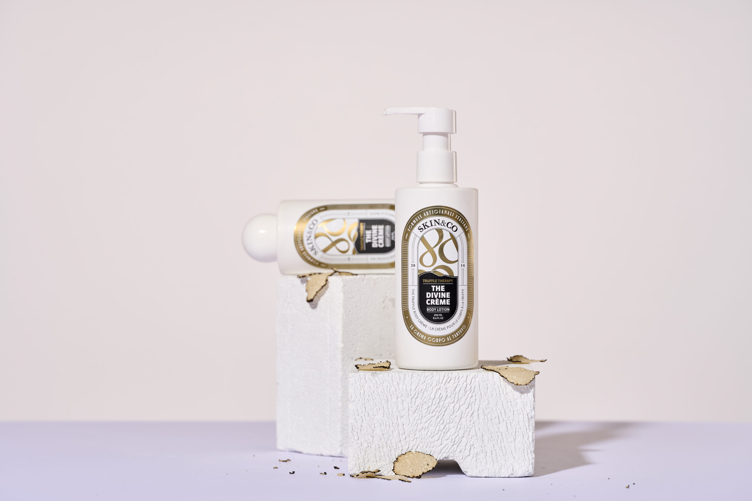 The Divine Crème Body Lotion – Testápoló termékkép – SKINCO23483 scaled
