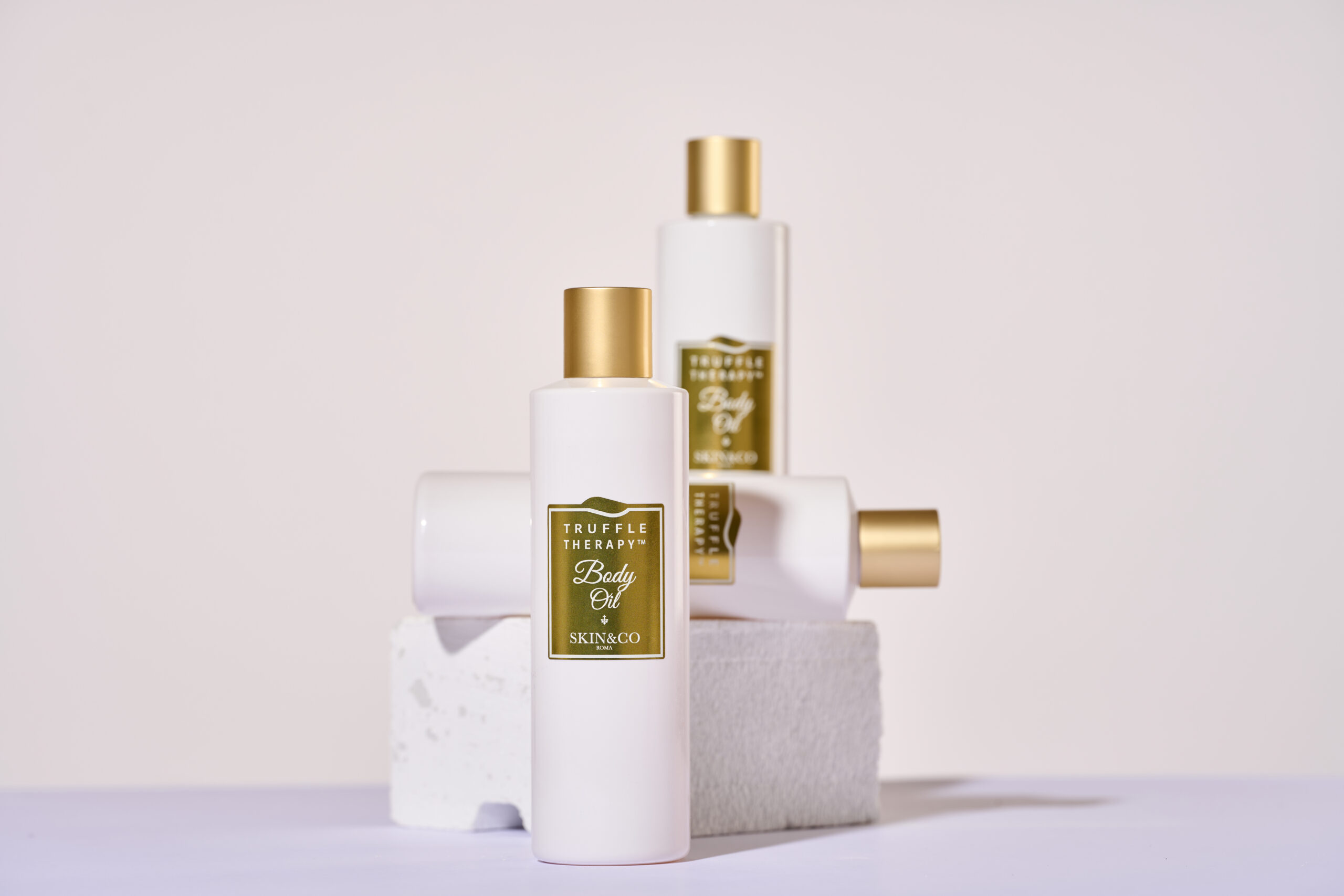 Truffle Therapy Body Oil – Testápoló Olaj termékkép – SKINCO23491 scaled